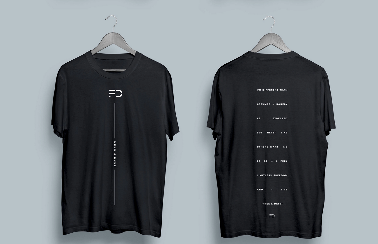 WOMEN T-SHIRT - BLACK REGULAR