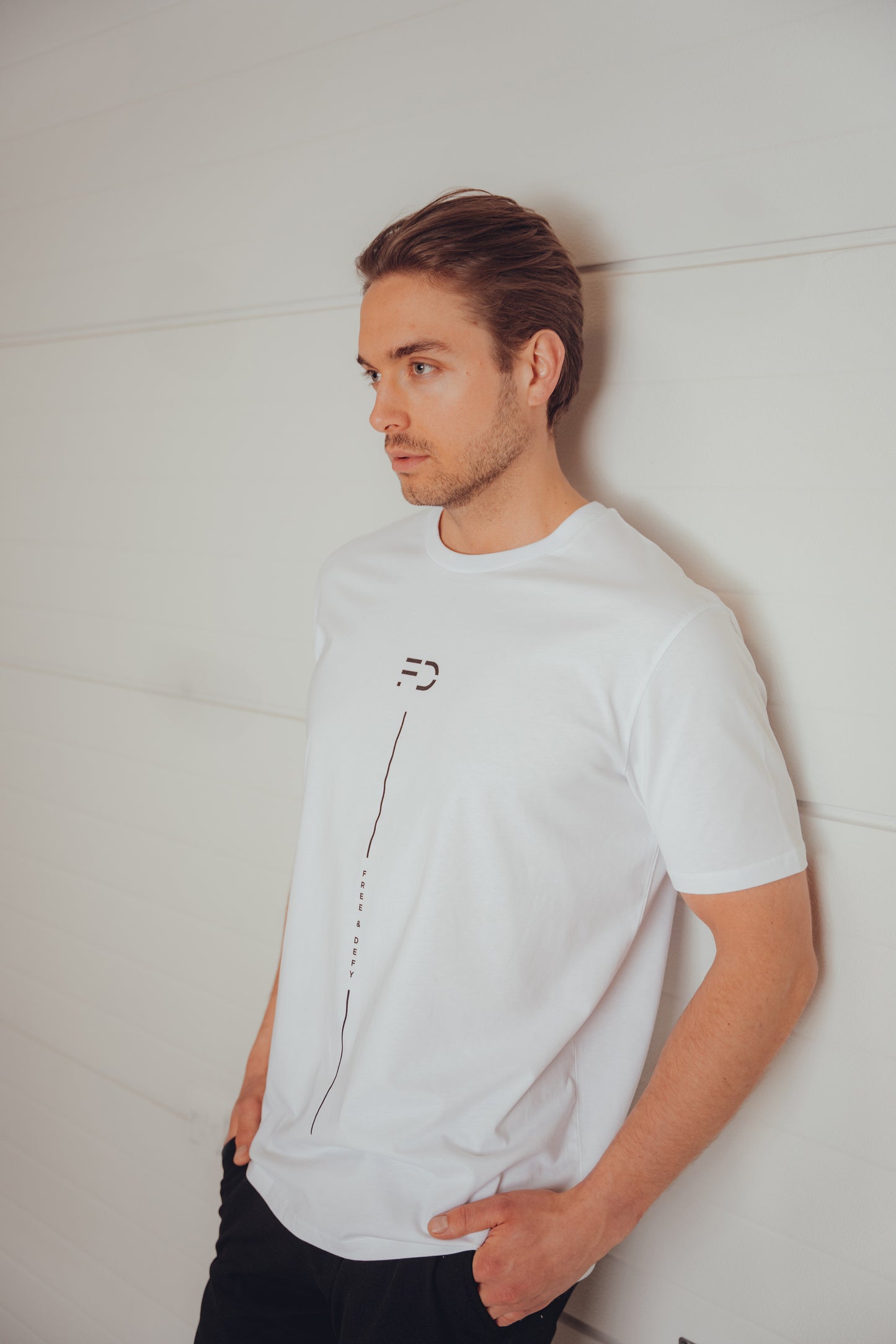 MEN T-SHIRT - WHITE
