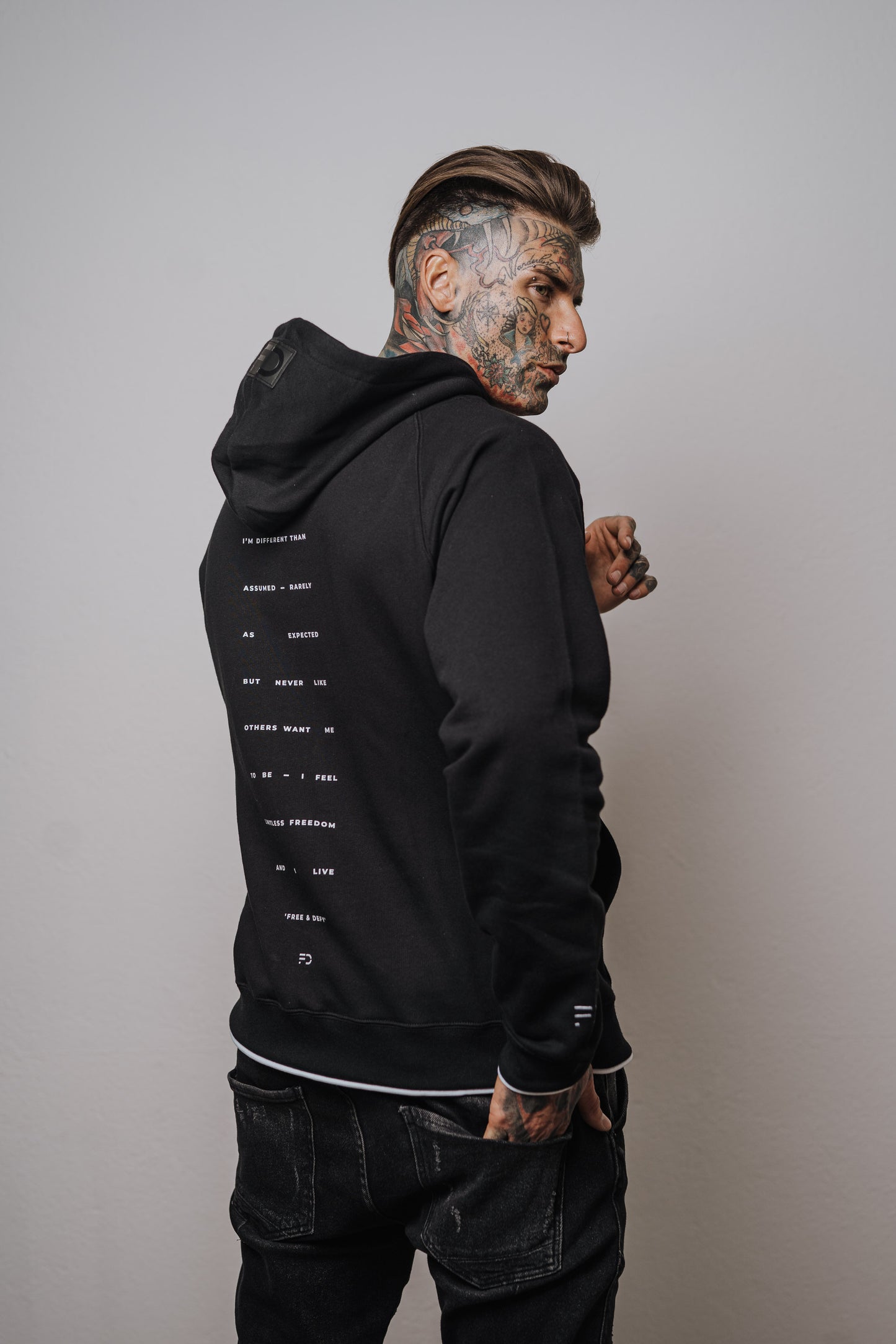 MEN HOODIE - BLACK OVERSIZE