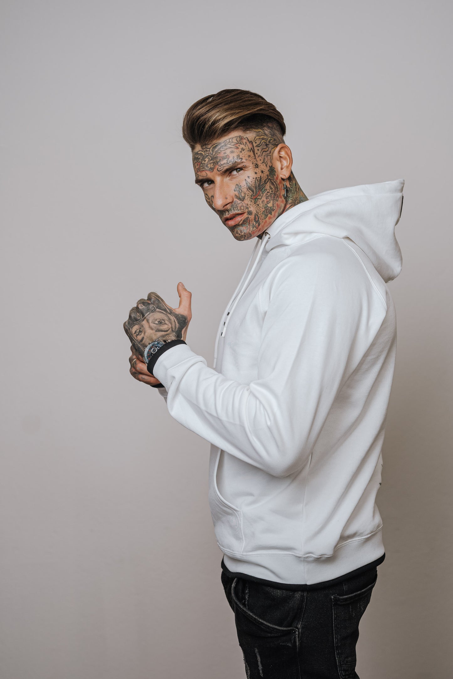 MEN HOODIE - WHITE OVERSIZE