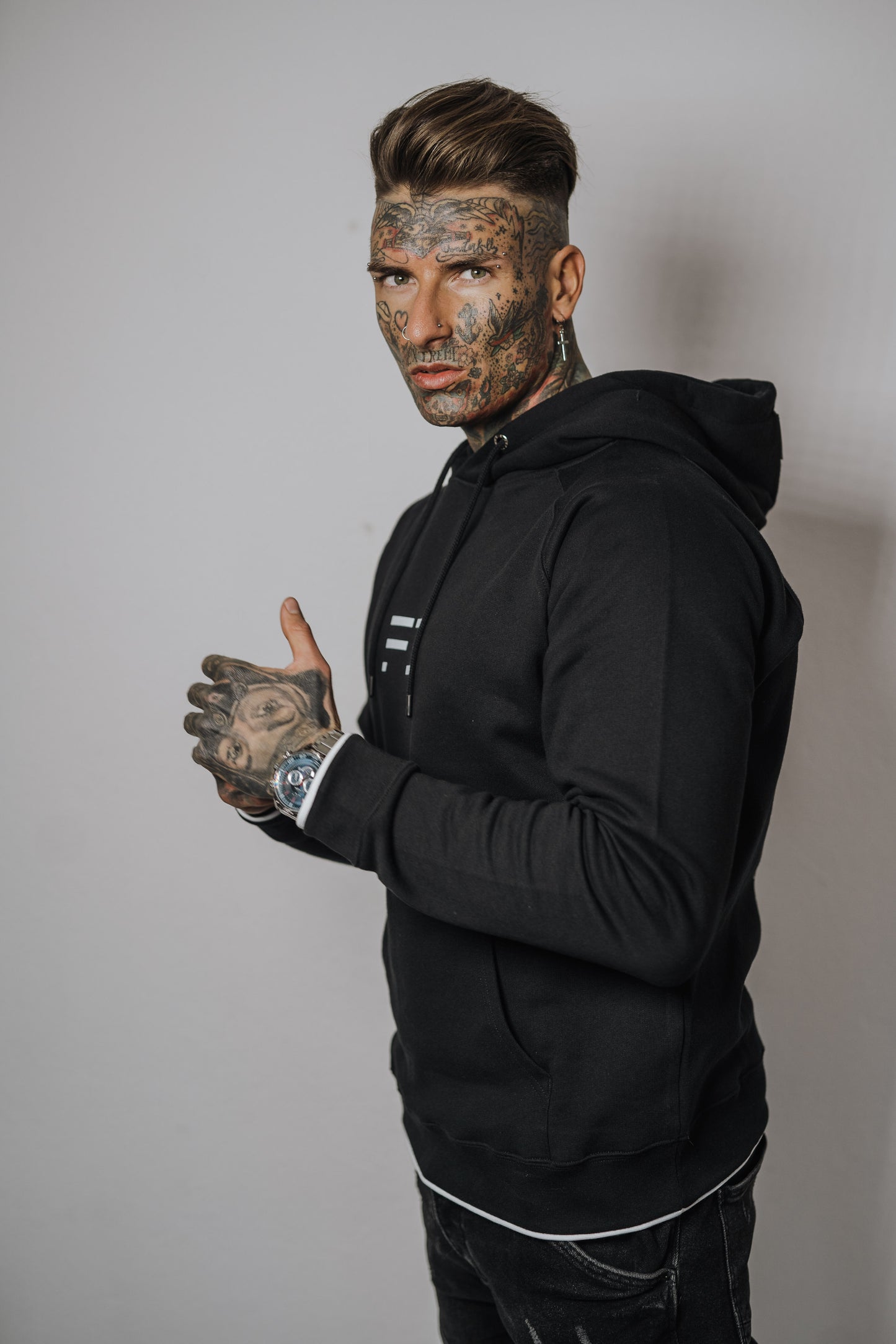 MEN HOODIE - BLACK REGULAR