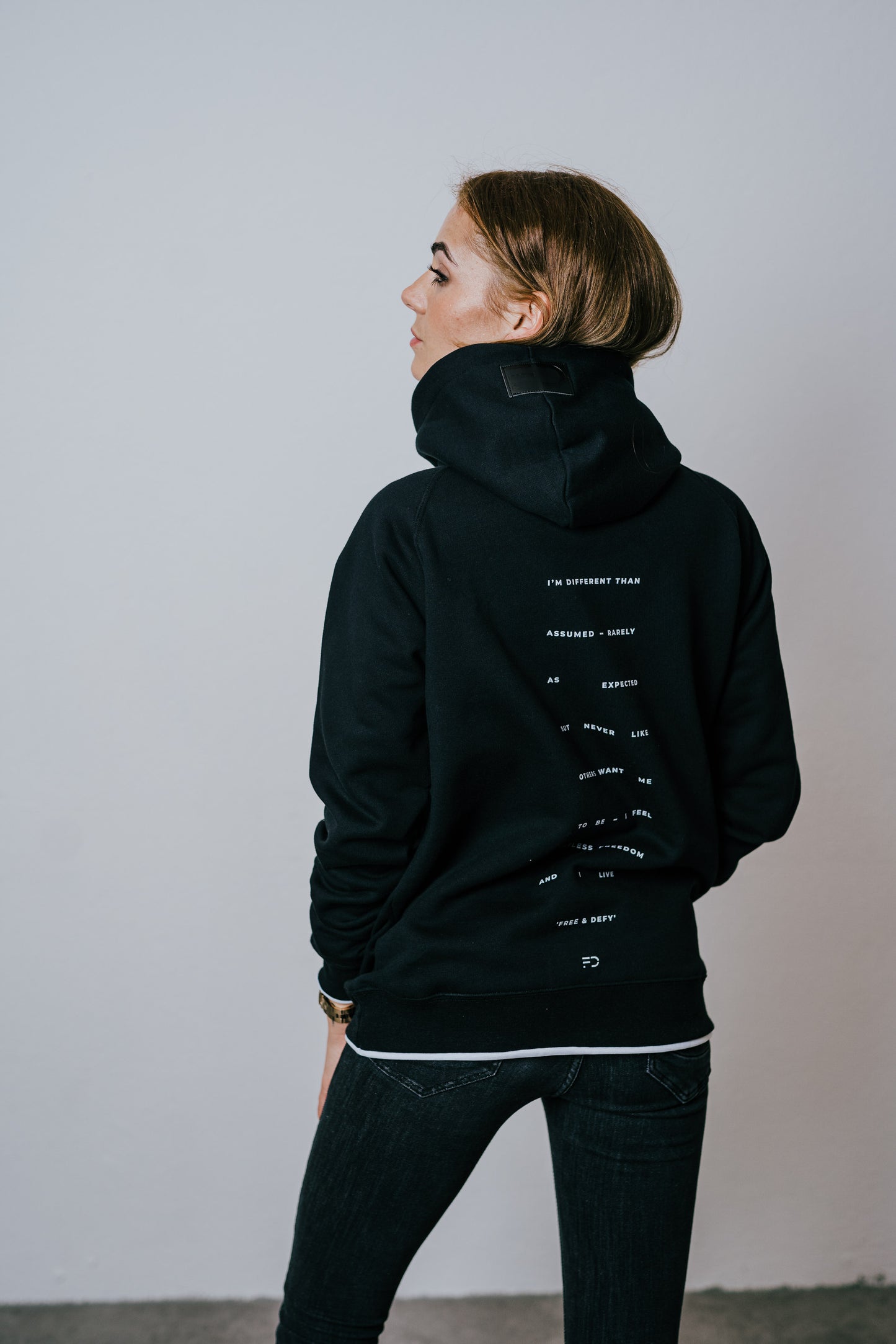 WOMEN HOODIE - BLACK REGULAR