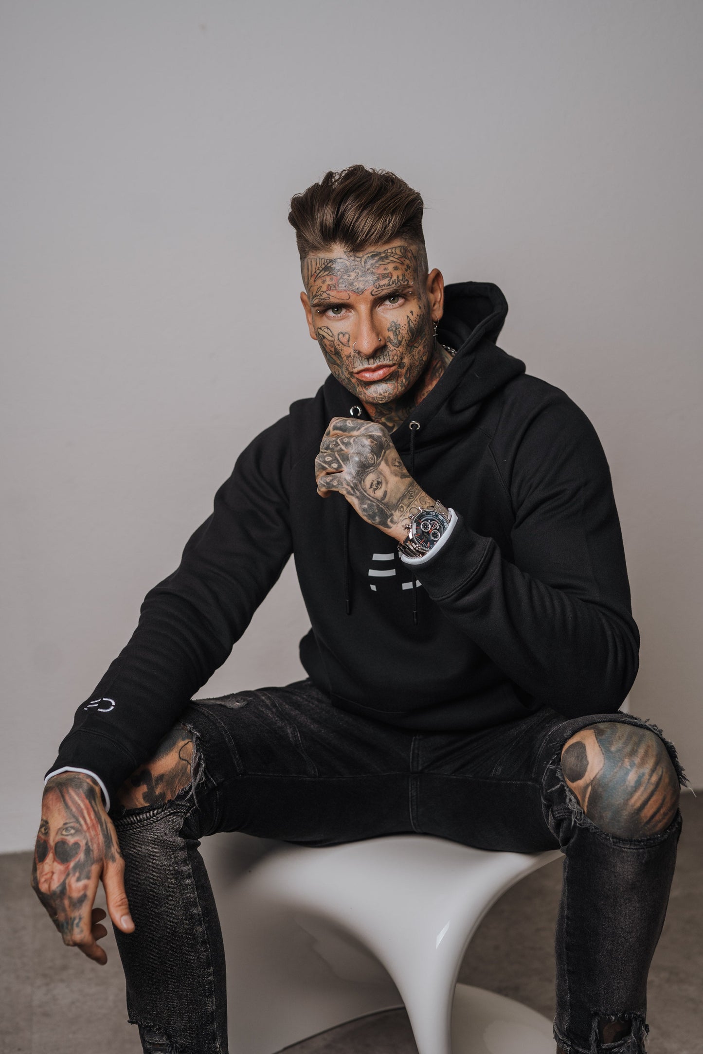 MEN HOODIE - BLACK OVERSIZE (W&R)