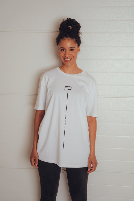 WOMEN T-SHIRT - WHITE OVERSIZE